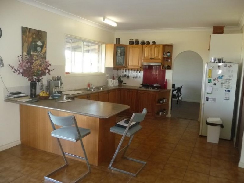 33 STANTONS ROAD, North Isis QLD 4660