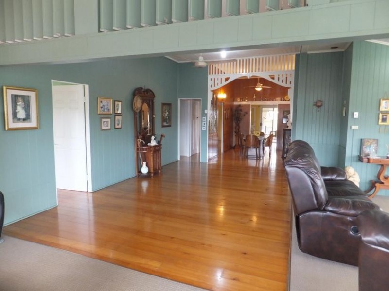 37 NELSON STREET, Childers QLD 4660