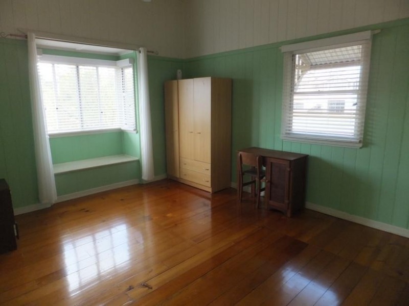 37 NELSON STREET, Childers QLD 4660