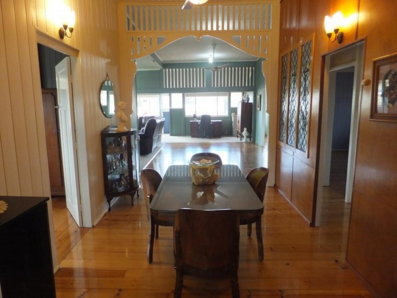 37 NELSON STREET, Childers QLD 4660