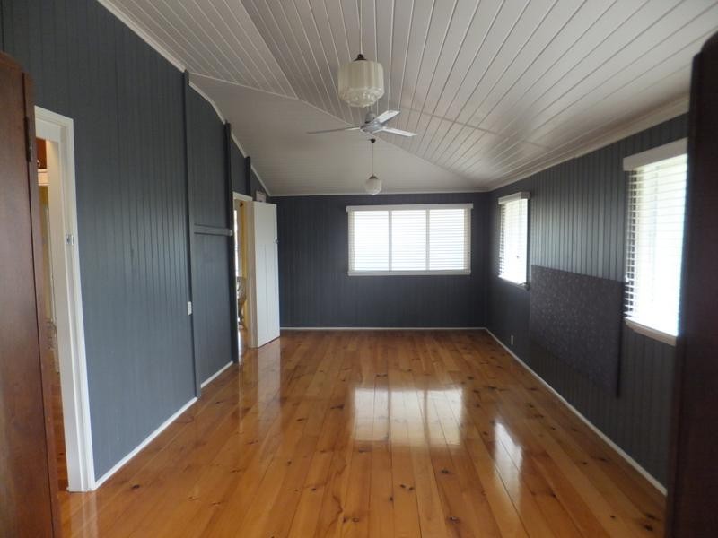 37 NELSON STREET, Childers QLD 4660