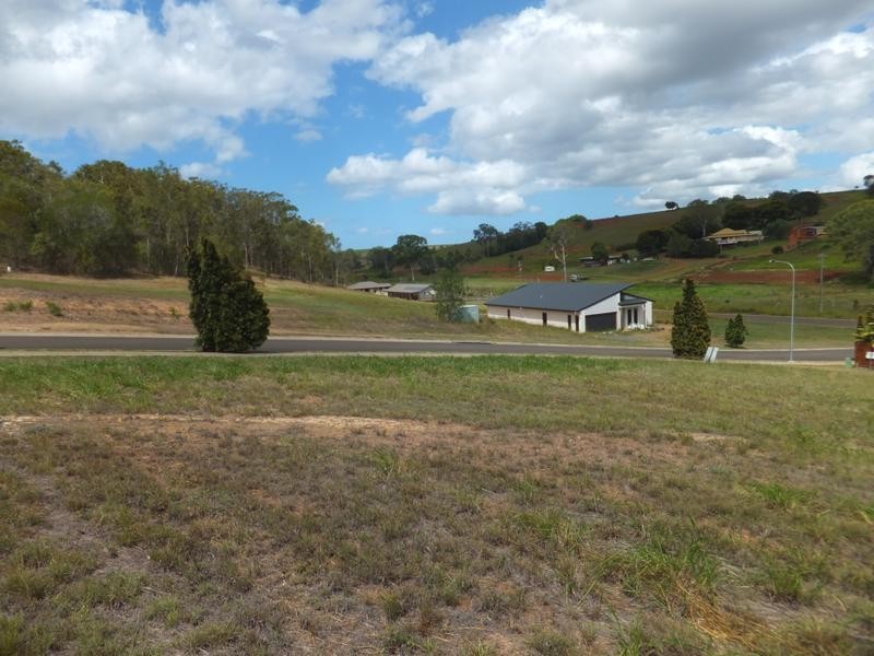 7 BODALLA STREET, Apple Tree Creek QLD 4660