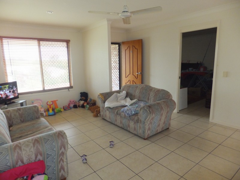 8/2 LAWMAN PLACE, Childers QLD 4660