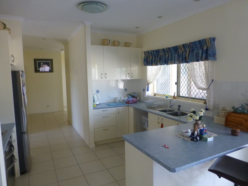 11 WILLIAM STREET, Biggenden QLD 4621
