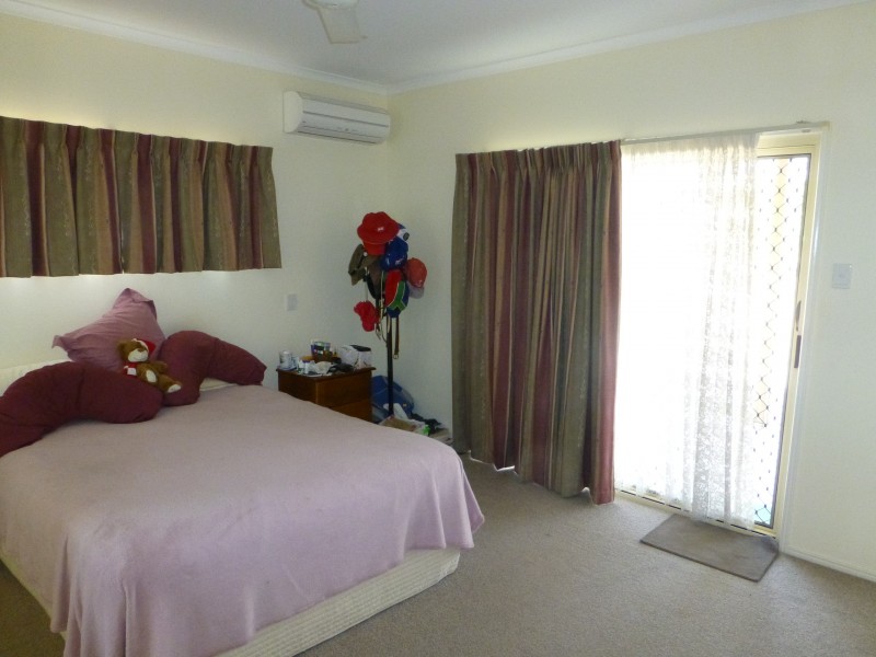 11 WILLIAM STREET, Biggenden QLD 4621