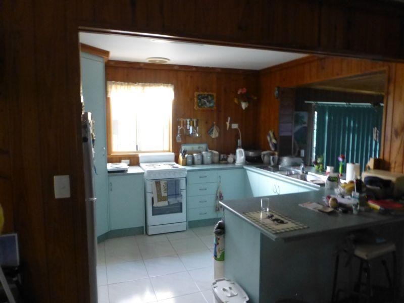 3 WILLIAM STREET, Biggenden QLD 4621