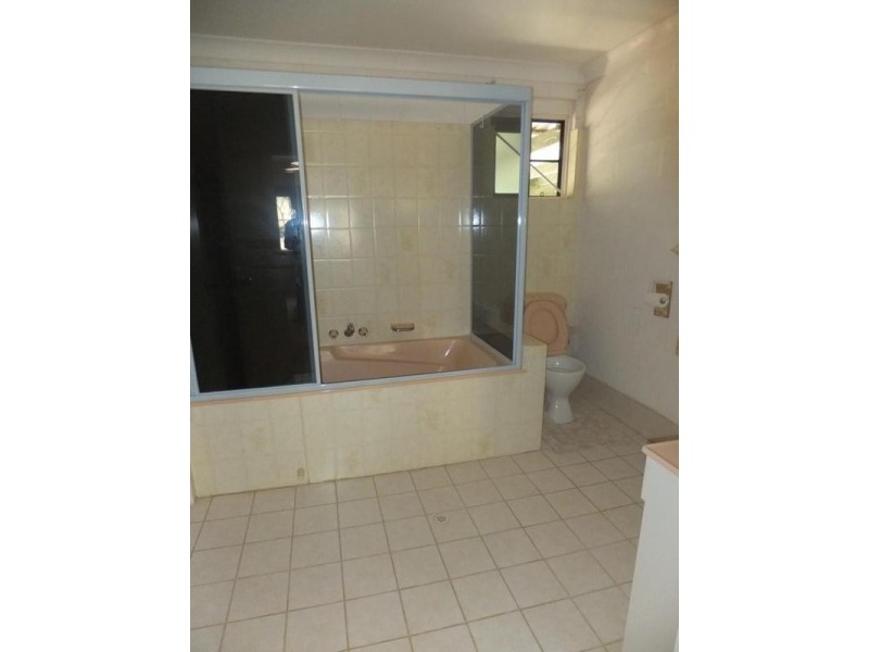 4 EMMITT COURT, Apple Tree Creek QLD 4660