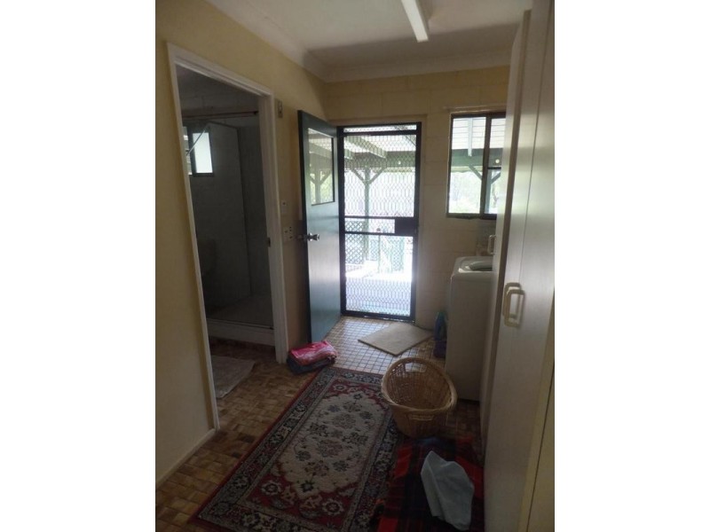 4 EMMITT COURT, Apple Tree Creek QLD 4660