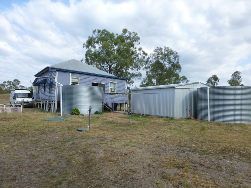 6 QUEEN STREET, Dallarnil QLD 4621