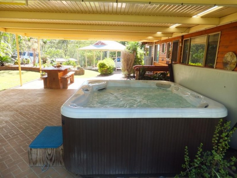 82 BUNNS ROAD, Apple Tree Creek QLD 4660