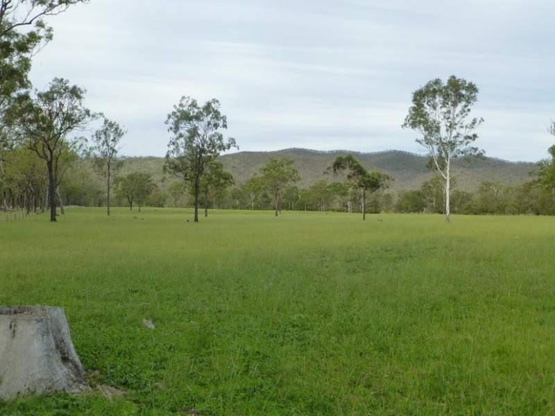 Coalstoun Lakes QLD 4621