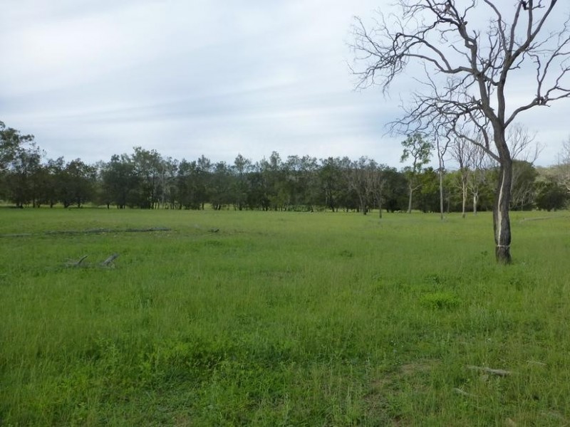 Coalstoun Lakes QLD 4621