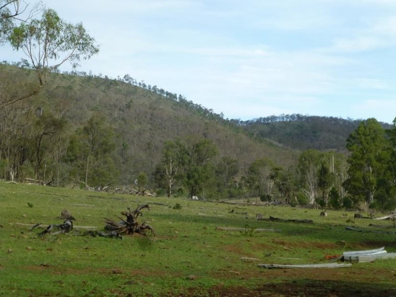 Coalstoun Lakes QLD 4621