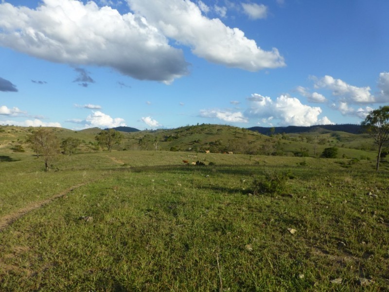 Coalstoun Lakes QLD 4621