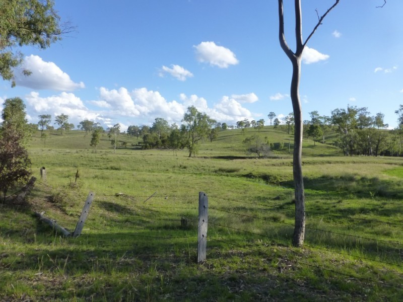 Coalstoun Lakes QLD 4621