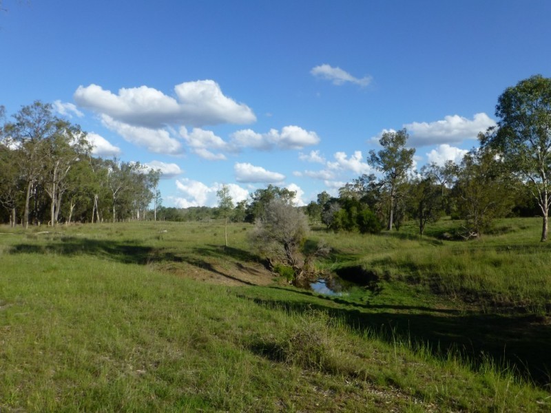 Coalstoun Lakes QLD 4621
