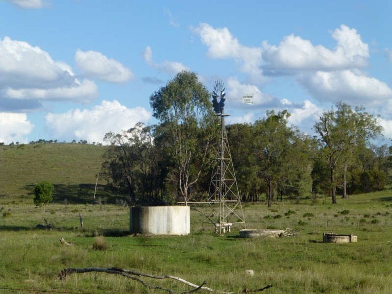 Coalstoun Lakes QLD 4621