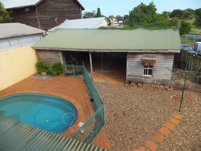 6 NORTH STREET, Childers QLD 4660