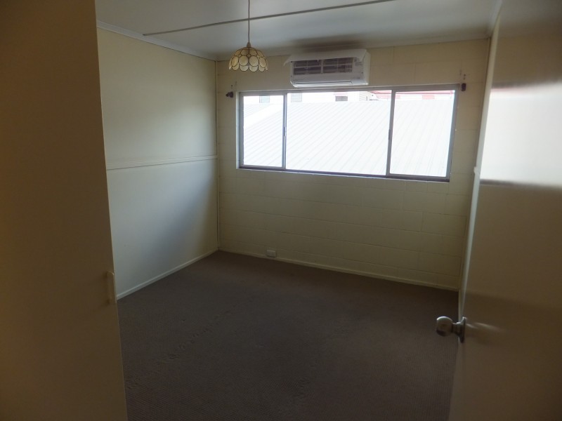6 NORTH STREET, Childers QLD 4660