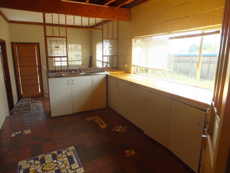 6 NORTH STREET, Childers QLD 4660