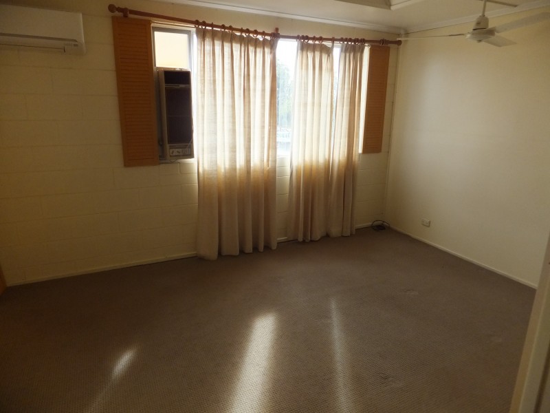 6 NORTH STREET, Childers QLD 4660