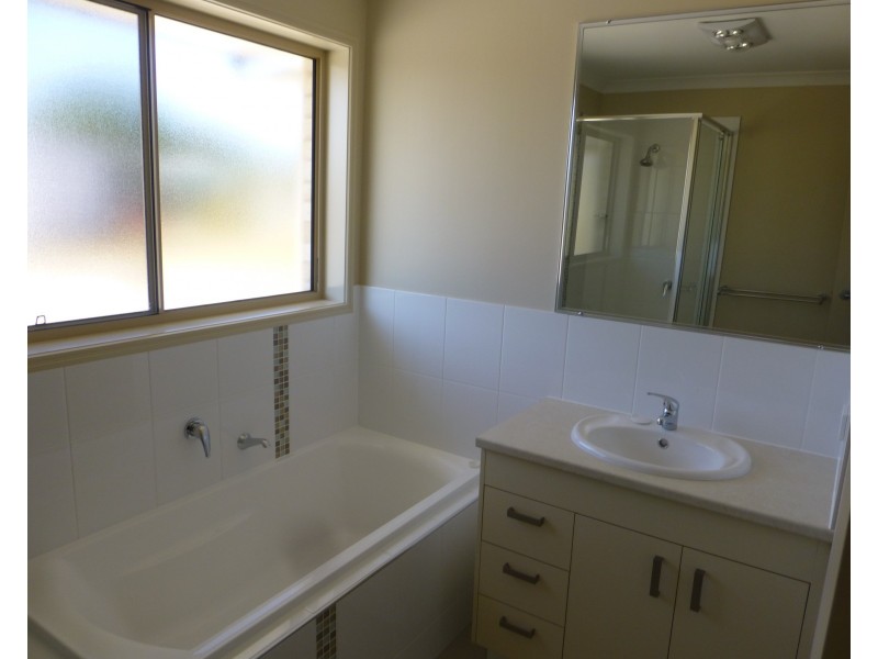 13A HORTON STREET, Biggenden QLD 4621