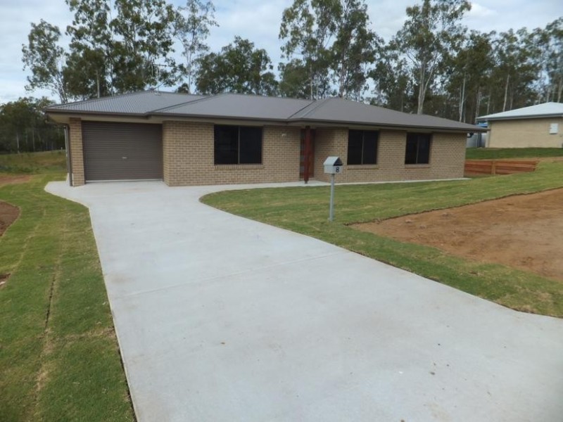 8 STRINGYBARK COURT, Apple Tree Creek QLD 4660