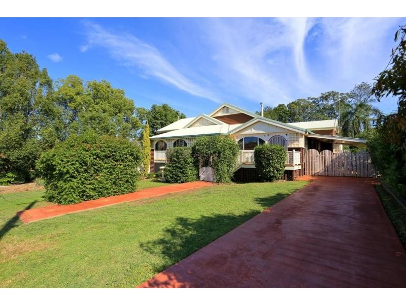 14 TAYLOR STREET, Childers QLD 4660