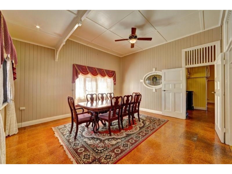 14 TAYLOR STREET, Childers QLD 4660