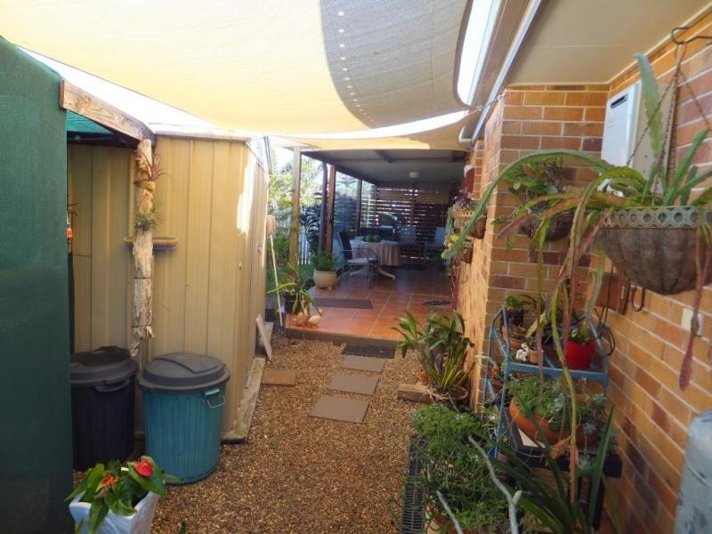 10 HENDLE STREET, Childers QLD 4660