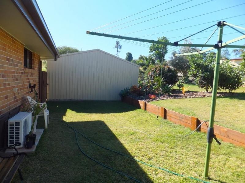 10 HENDLE STREET, Childers QLD 4660
