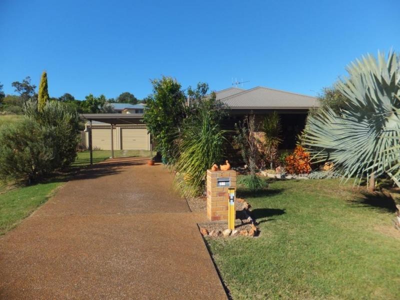 10 HENDLE STREET, Childers QLD 4660