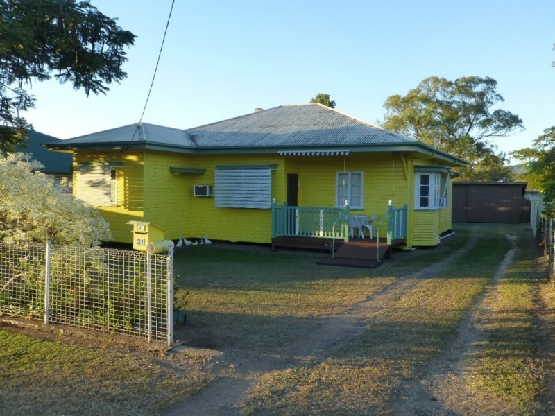 21 FREDERICK STREET, Biggenden QLD 4621