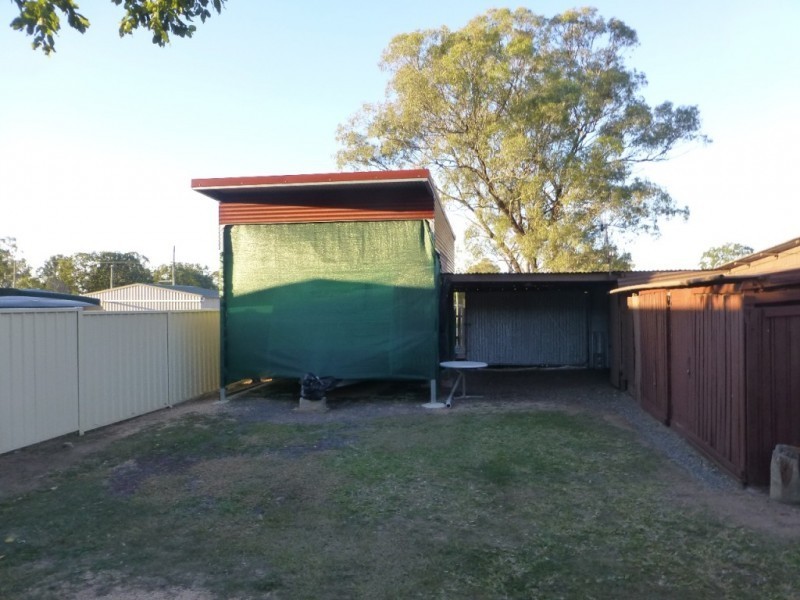 21 FREDERICK STREET, Biggenden QLD 4621