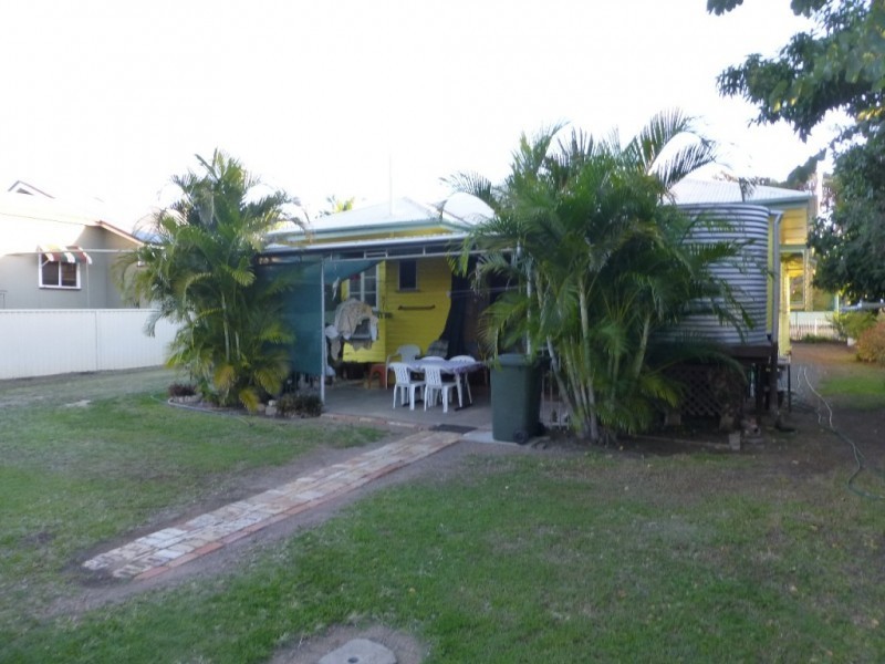 21 FREDERICK STREET, Biggenden QLD 4621