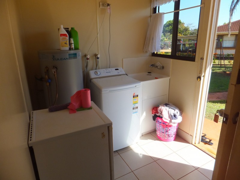 4 KEELEY STREET, Childers QLD 4660