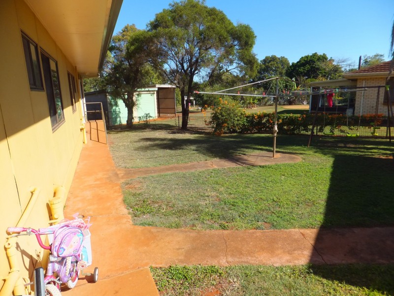 4 KEELEY STREET, Childers QLD 4660