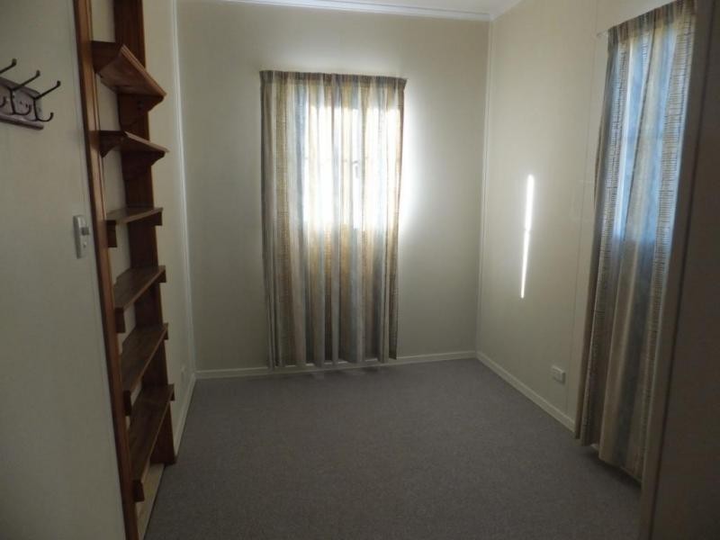 5 PIZZEY STREET, Childers QLD 4660
