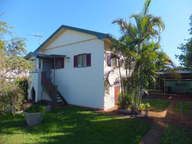5 PIZZEY STREET, Childers QLD 4660