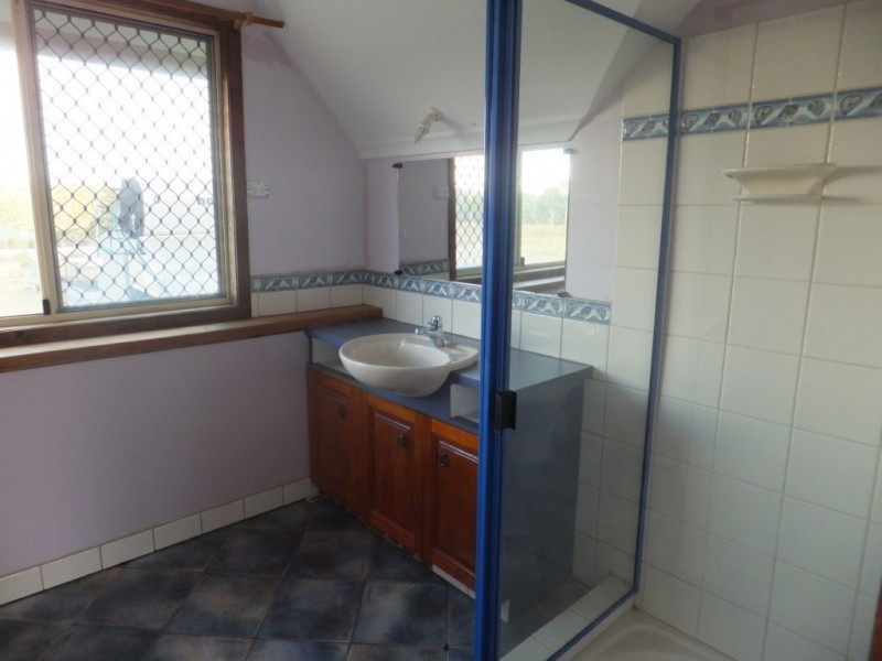 42 REDRIDGE CRESCENT, Redridge QLD 4660