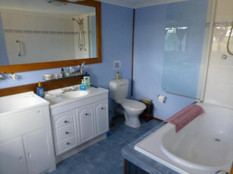 663 LOESKOWS ROAD, Booyal QLD 4671