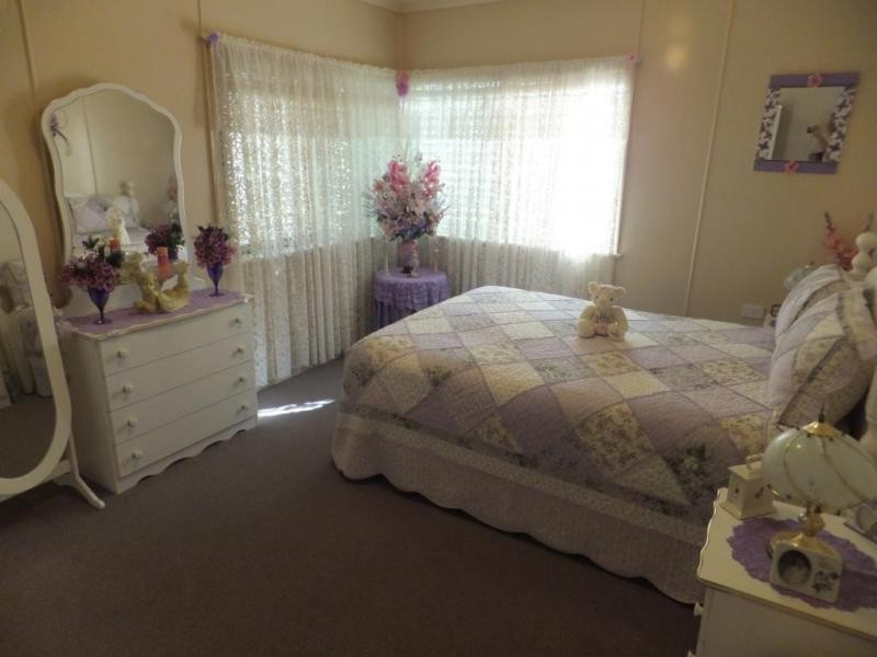 7 OAKES STREET, Childers QLD 4660