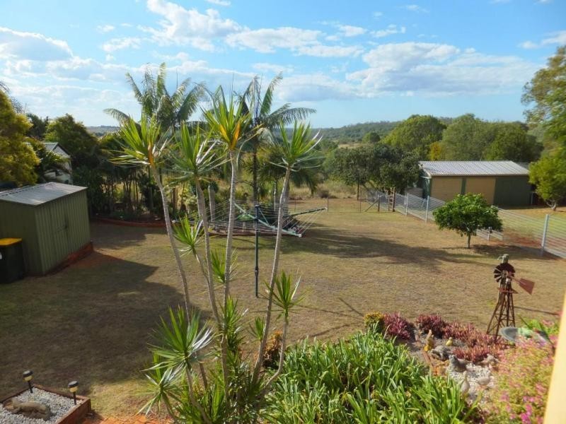 7 OAKES STREET, Childers QLD 4660