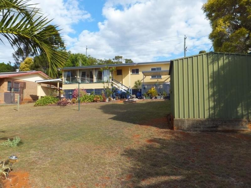 7 OAKES STREET, Childers QLD 4660