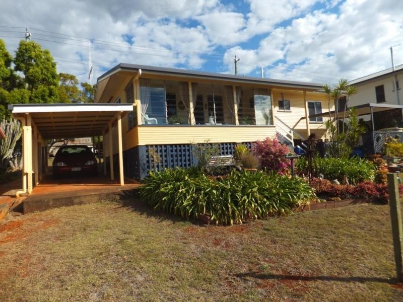 7 OAKES STREET, Childers QLD 4660