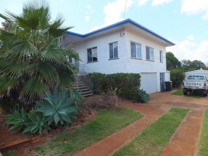 17 NORTH STREET, Childers QLD 4660