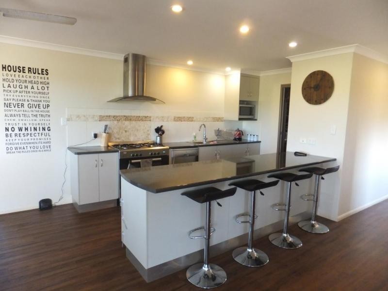 34 THOMPSON ROAD, Childers QLD 4660