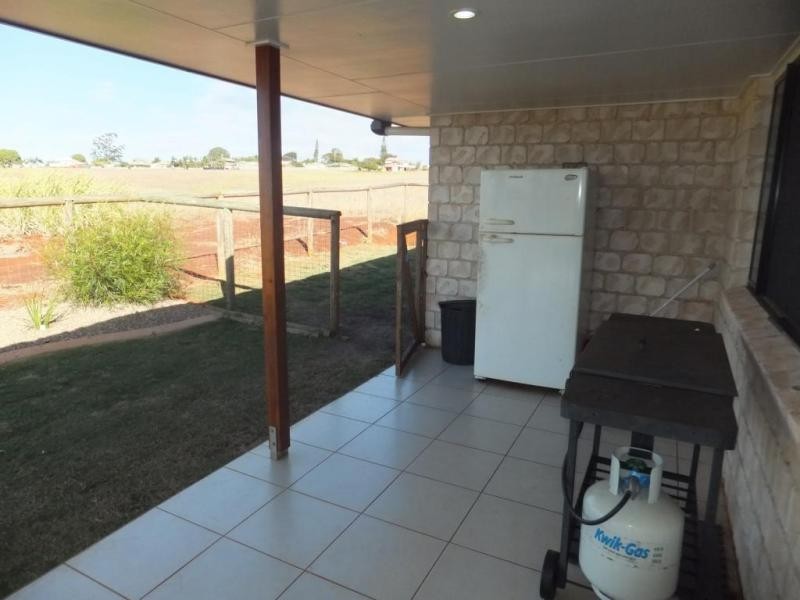 34 THOMPSON ROAD, Childers QLD 4660