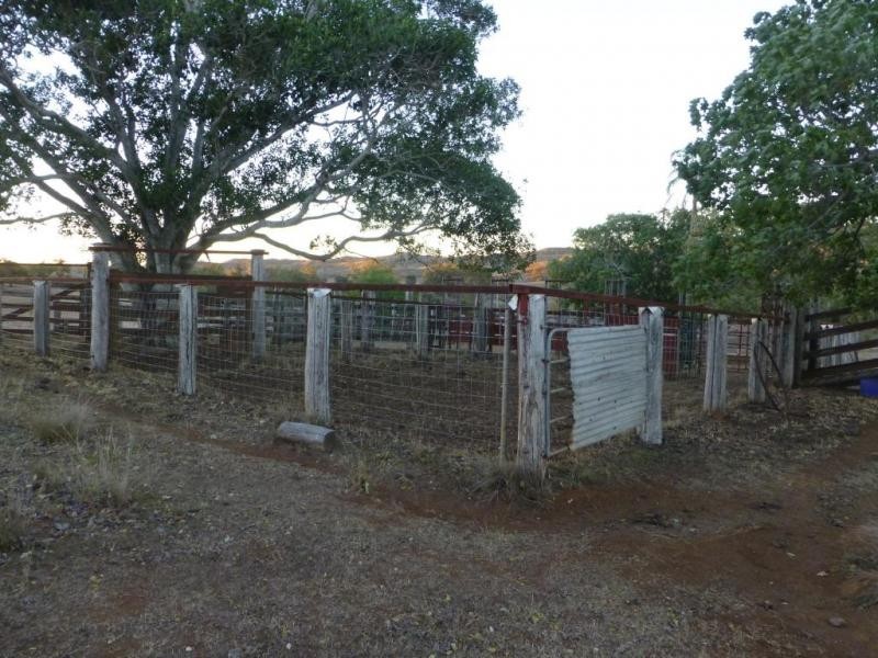 Coalstoun Lakes QLD 4621