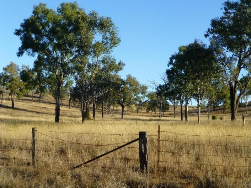 Coalstoun Lakes QLD 4621